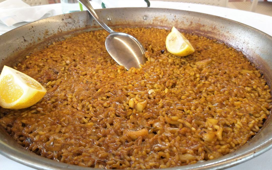 Casa Federico, uno de los restaurantes clásicos de Dénia, culto al arroz a banda y a la cocina tradicional.